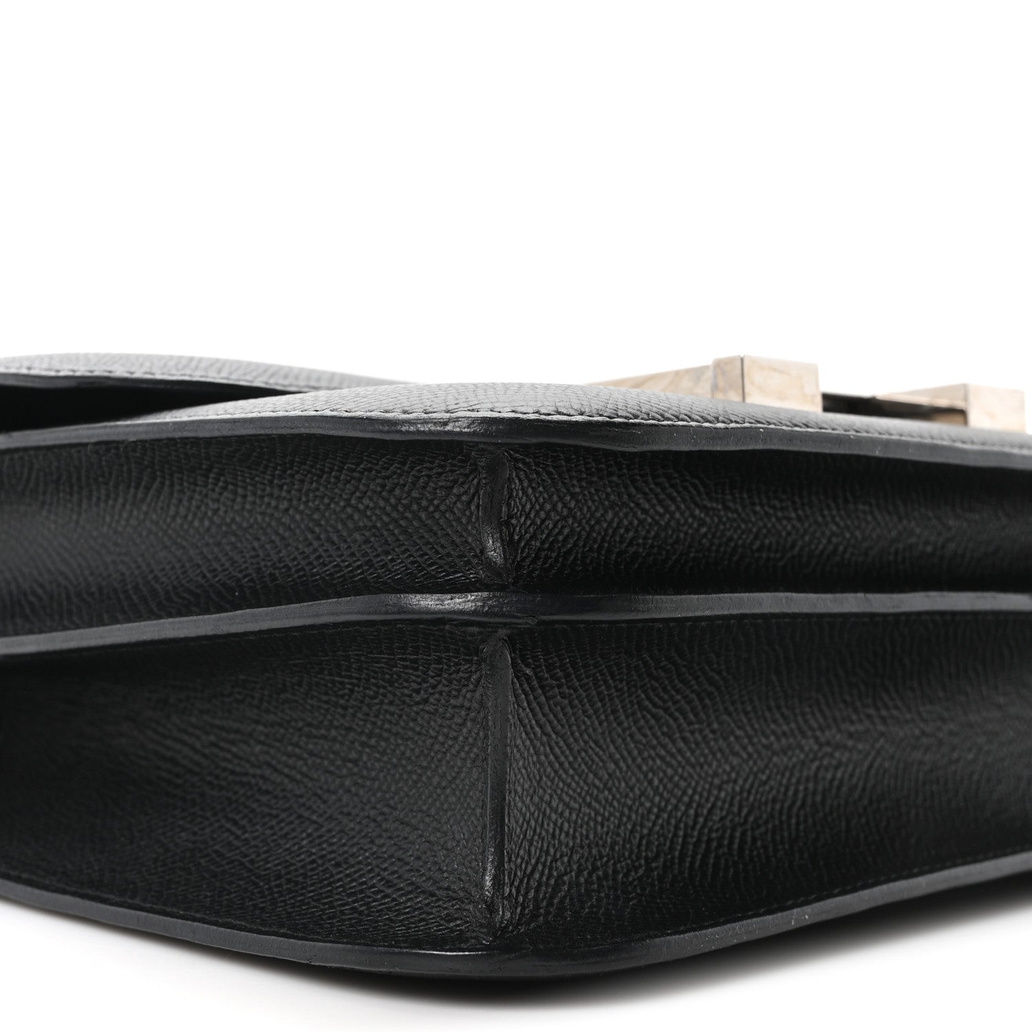 Epsom Constance 24 Black