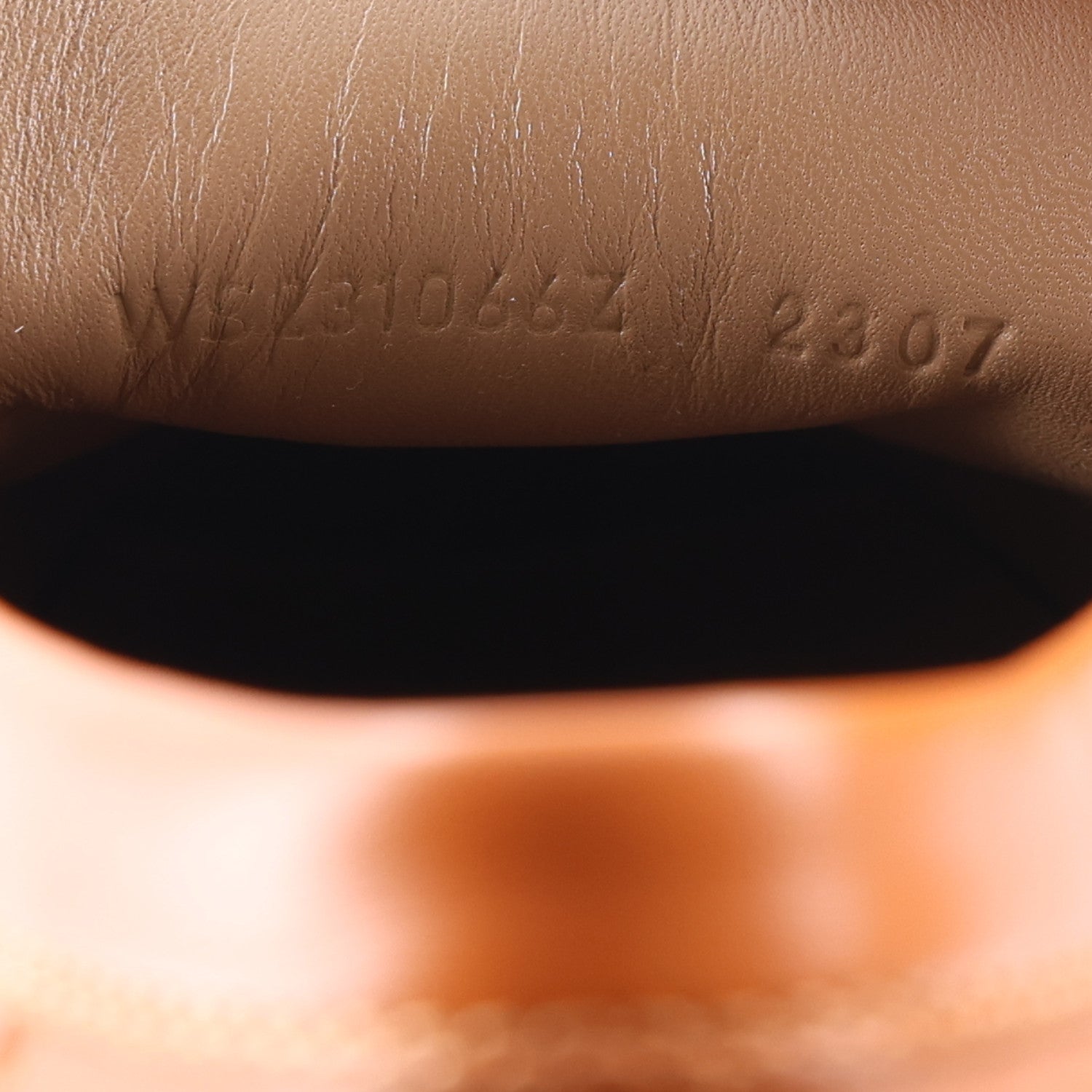 Calfskin Womens Destin Loafer 36 Naturel