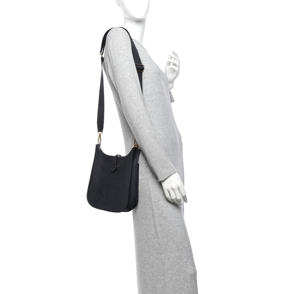 Taurillon Clemence Evelyne 23 Poche III Caban