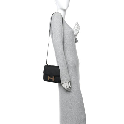 Epsom Constance 18 Black