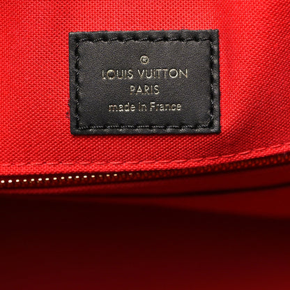 Reverse Monogram Giant Onthego MM