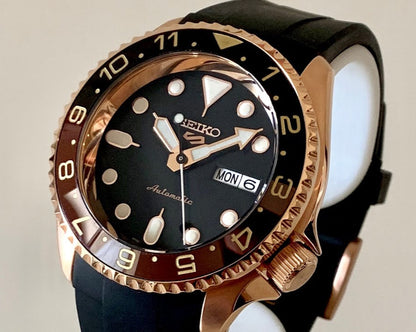 Seiko 5 Sport SKX Automatic Black Dial Black Silicone Strap Watch For Men - SRPD76K1