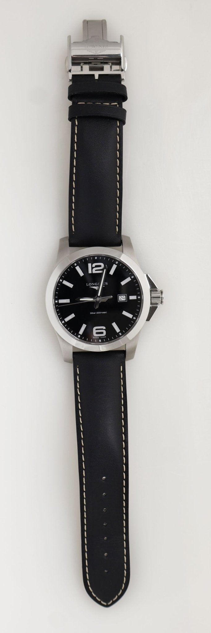 Longines Conquest Stainless Steel Black Dial Black Leather Strap Date Divers Quartz Mens Watch L3.760.4.56.3