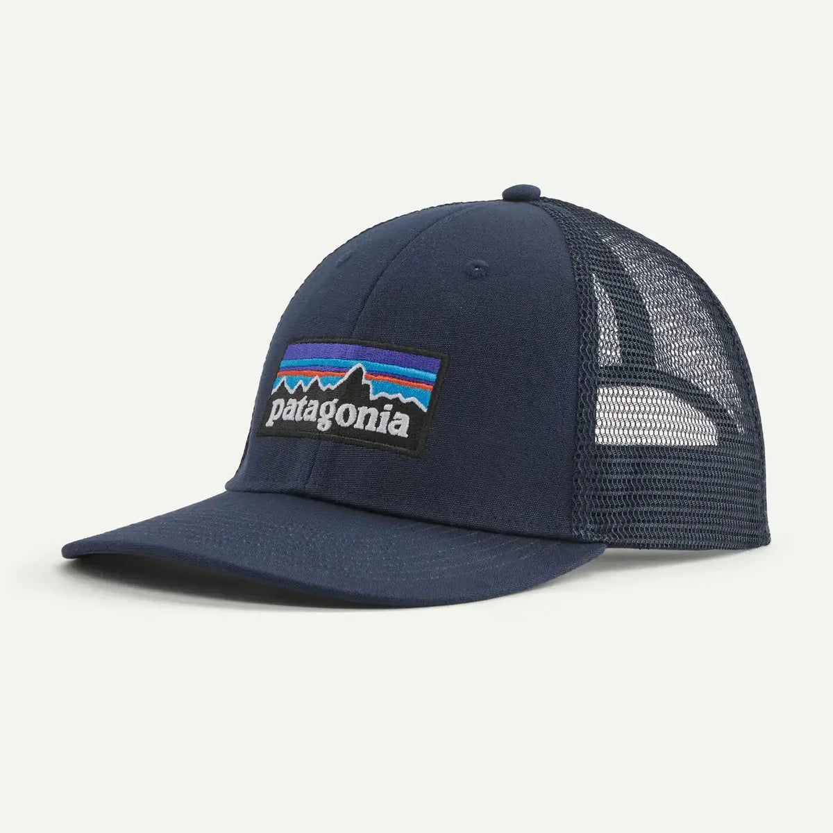 Patagonia P-6 Logo LoPro Trucker Hat – White with Redtail Rust