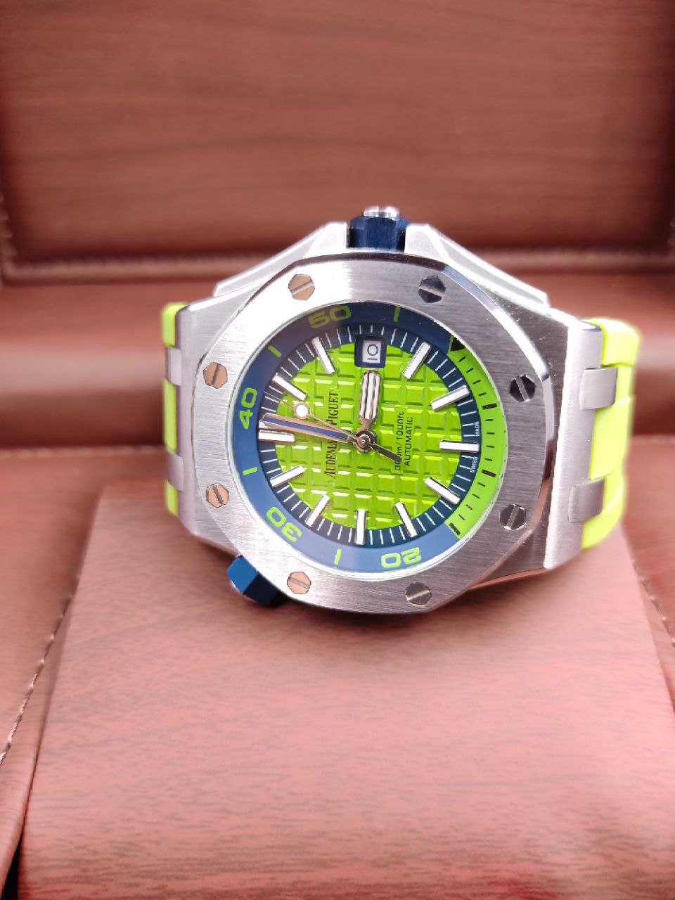 AP Offshore Diver 44 mm Vert
