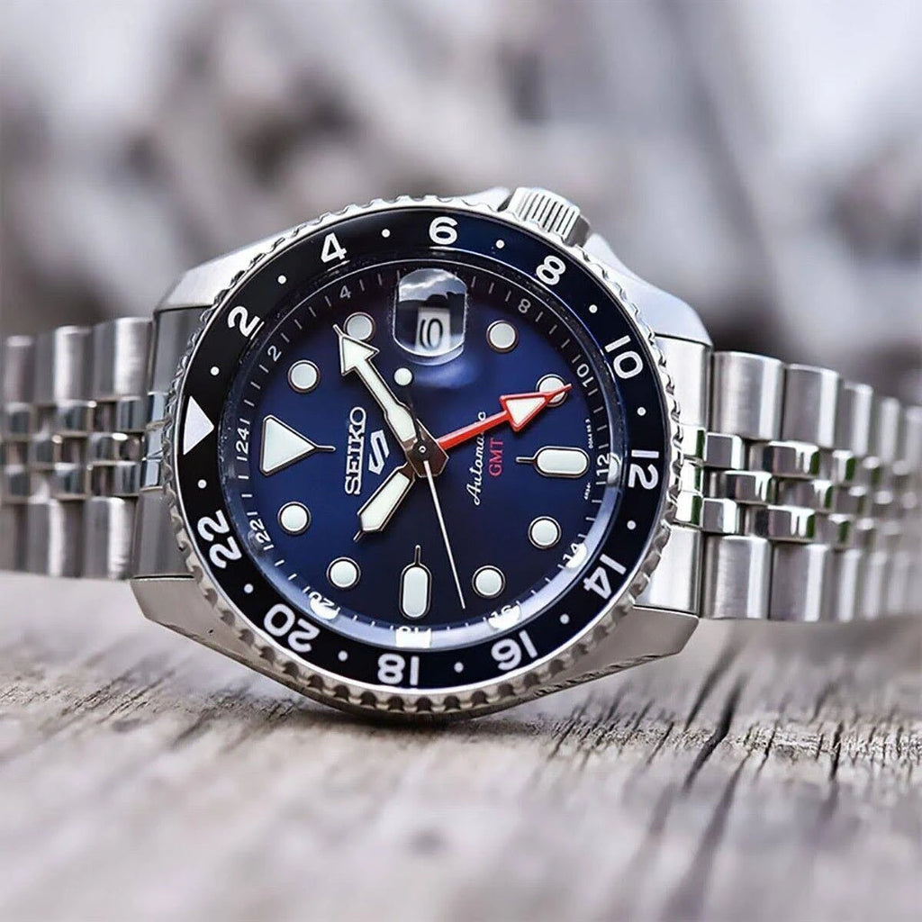 Seiko 5 Sports GMT SKX Automatic Blueberry Dial Silver Steel Strap Watch For Men - SSK003K1