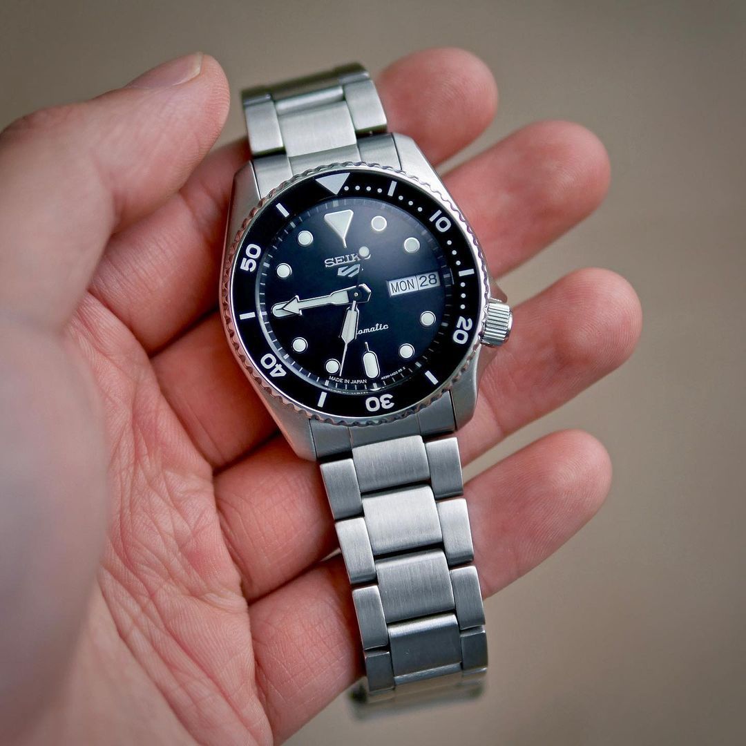 Seiko 5 Sports SKX Automatic Black Dial Silver Steel Strap Watch For Men - SRPK29K1